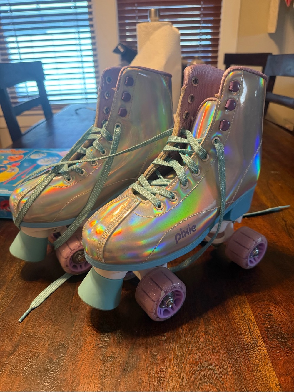 Pixie Kids Iridescent Roller Skates - Light Blue & Purple